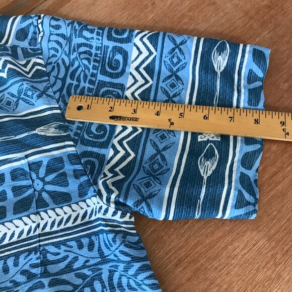 Quicksilver Waterman Collection Comfort Fit Shirt Men XL Blue Geometric Tribal - Picture 9 of 13